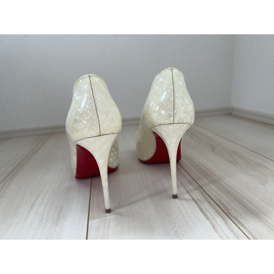 Christian Louboutin】ホワイトオープントゥ Christian Louboutin】ホワイトオープントゥ