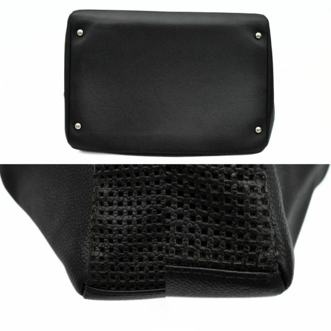 CHANEL - CHANEL デカココ 極美品 キャビアスキン パンチング CHANEL - CHANEL デカココ 極美品 キャビアスキン パンチング