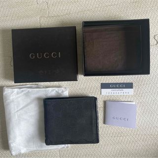 グッチ(Gucci)の【即発送可】グッチ　二つ折り財布　GG モノグラム　シェリーライン　黒　グレー(折り財布)