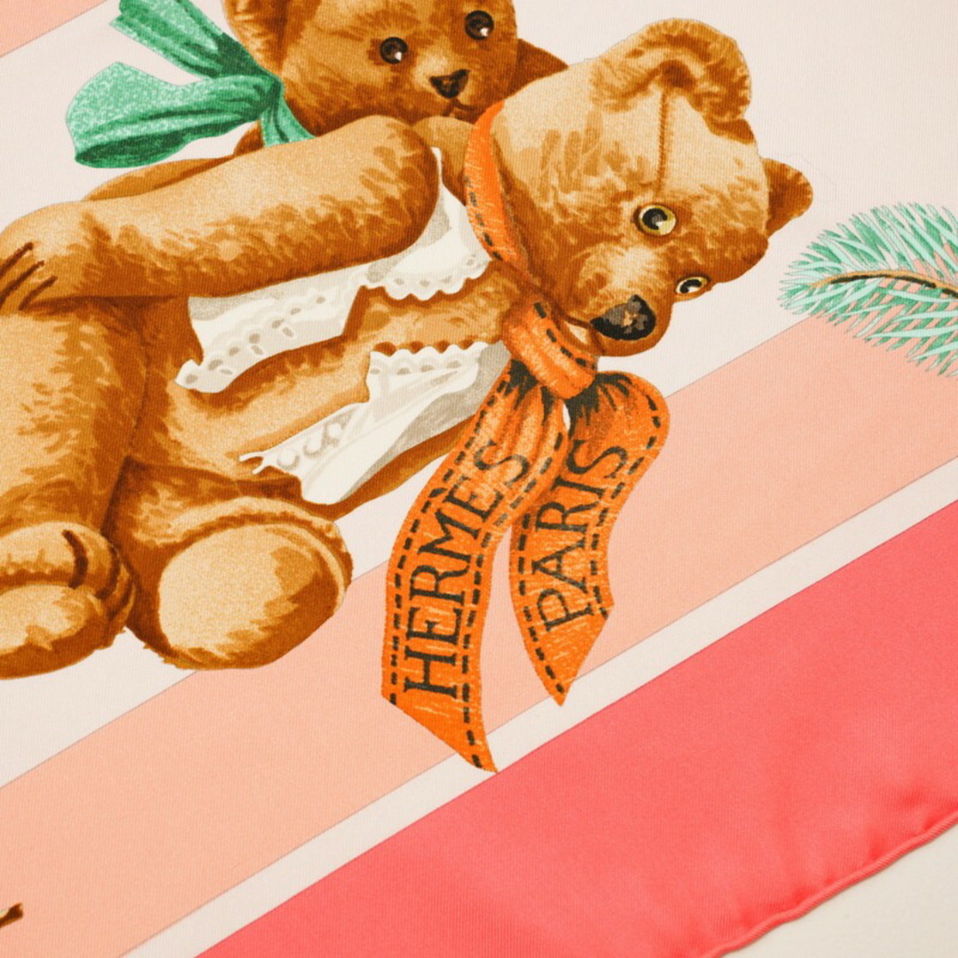 HERMES - HERMES エルメス カレ90 ≪CONFIDENTS DES COEURS 心の友≫シルク スカーフ 大判スカーフ テディベア ピンク フランス製 アクセサリー ブランド古着 【中古】20240112/GP1419の通販 by トレード ラクマ店|エルメスならラクマ HERMES - HERMES エルメス カレ90 ≪CONFIDENTS DES COEURS 心の友≫シルク スカーフ 大判スカーフ テディベア ピンク フランス製 アクセサリー ブランド古着 【中古】20240112/GP1419の通販 by トレード ラクマ店|エルメスならラクマ