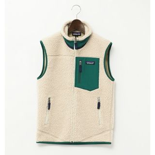 パタゴニア(patagonia)のpatagonia パタゴニア ≪Classic Retro-X Vest /クラシック・レトロX・ベスト≫ジップアップ ベスト メンズ サイズXS フリース ボア アイボリー ブランド古着【中古】20231108/GO6821(ベスト)