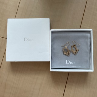 クリスチャンディオール(Christian Dior)のディオール　ピアス(ピアス)