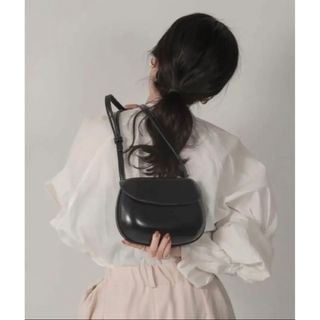 ラウジー(lawgy)のlawgy petit round shoulder bag(ショルダーバッグ)