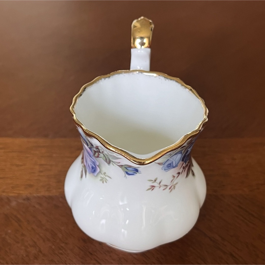 ROYAL ALBERT - 【美品】ロイヤルアルバート☆ムーンライト ROYAL ALBERT - 【美品】ロイヤルアルバート☆ムーンライト