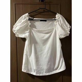 HUDSON ホワイト袖フリル半袖Tシャツ　L(Tシャツ/カットソー(半袖/袖なし))