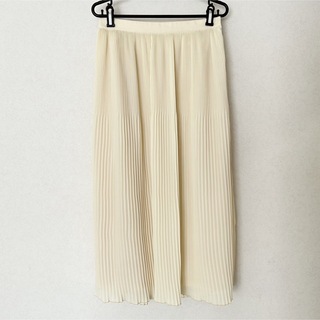 【超美品】プリーツスカート オフホワイト 白 スカート(ひざ丈スカート)