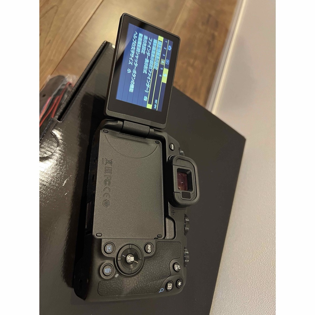 Canon ミラーレス一眼カメラEOS RP ボディ美品 Canon ミラーレス一眼カメラEOS RP ボディ美品