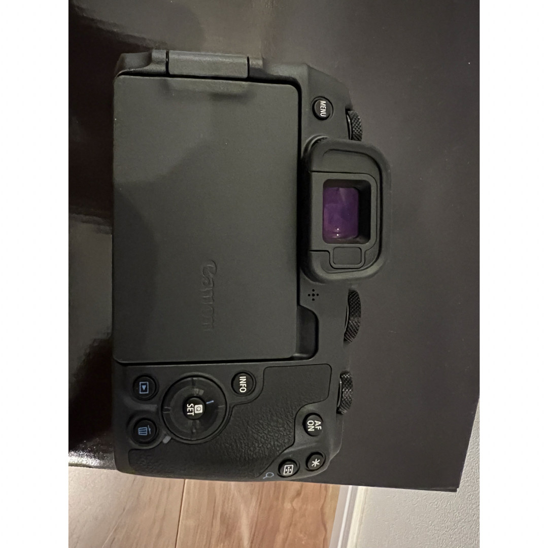 Canon ミラーレス一眼カメラEOS RP ボディ美品 Canon ミラーレス一眼カメラEOS RP ボディ美品