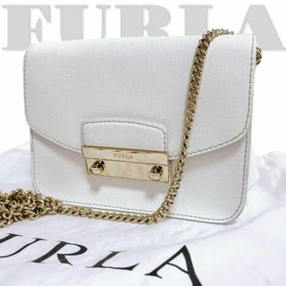 Furla - 美品【フルラ】メトロポリス チェーンショルダーバッグ 白