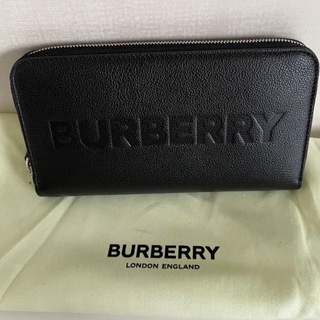 バーバリー(BURBERRY)のBurberry エンボスロゴ レザーアラウンドジップ 長財布(長財布)
