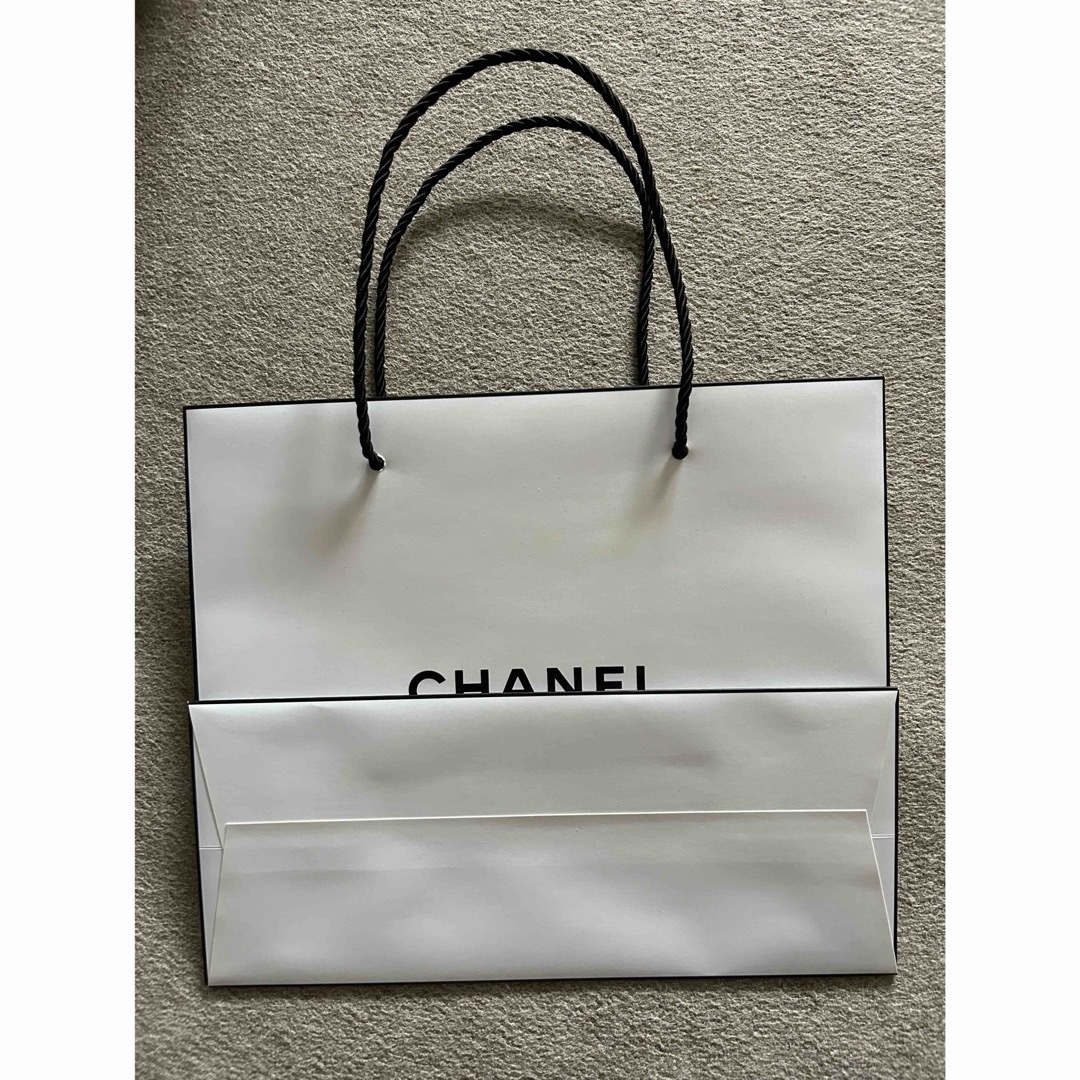 CHANEL - CHANEL シャネル 紙袋 ショッパー ブランドの通販 by m CHANEL - CHANEL シャネル 紙袋 ショッパー ブランドの通販 by m