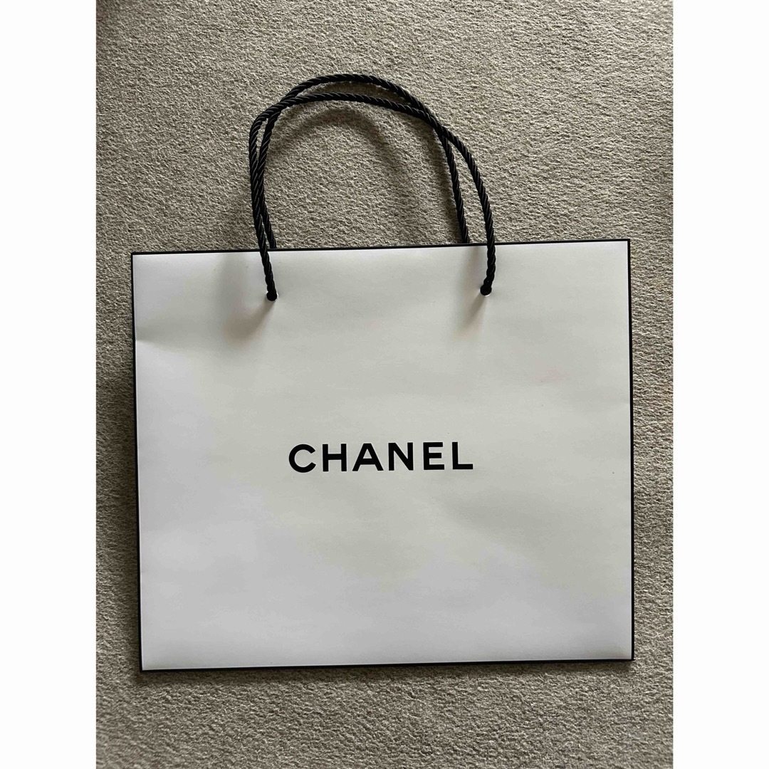 CHANEL - CHANEL シャネル 紙袋 ショッパー ブランドの通販 by m CHANEL - CHANEL シャネル 紙袋 ショッパー ブランドの通販 by m