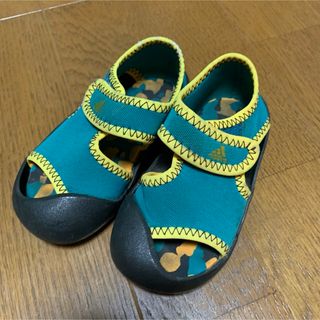 アディダス(adidas)のadidas キッズ サンダル ブルー/イエロー サイズ13cm(サンダル)