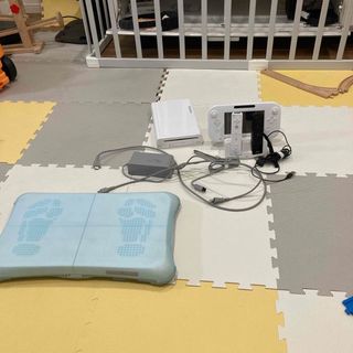 ニンテンドウ(任天堂)のWii U セット(家庭用ゲーム機本体)