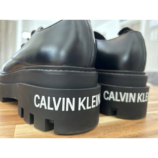 【美品】Calvin Klein JEANS 革靴　ローファー(ローファー/革靴)