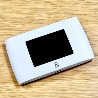 ZTE - 【美品】17 Rakuten WiFi Pocket 2C（白）