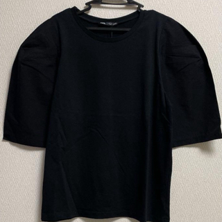 ザラ(ZARA)の【新品•未使用】ZARA ボリューム袖Tシャツ　ブラック(Tシャツ/カットソー(半袖/袖なし))