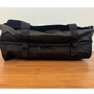 INCASE ボストンバッグ SPLIT DUFFLE 60L(ボストンバッグ)