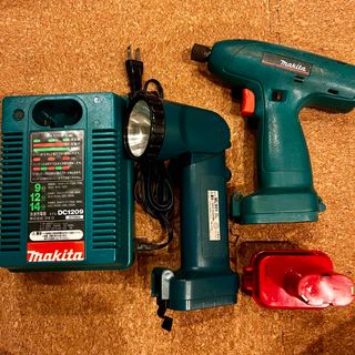 マキタ(Makita)の【makita】4点セット【作動品】(工具)