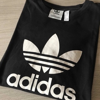 アディダス(adidas)の最終価格　アディダス　トレフォイル　Tシャツ　黒　S(Tシャツ(半袖/袖なし))