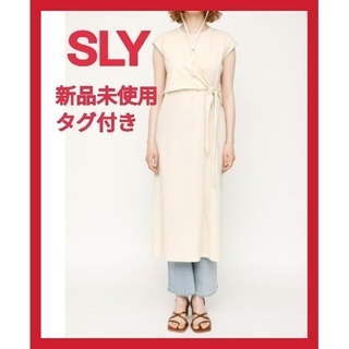 SLY - ⭐スライ 未使用 タグ付き カットソー レディース 白 半袖 ロングカットソー