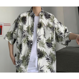 メンズシャツ　XL ホワイト　総柄　ボタニカル柄　オーバーサイズ　半袖　夏服(シャツ)