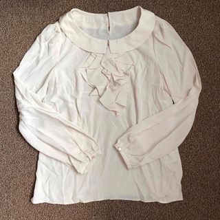Aveniretoile(シャツ/ブラウス(長袖/七分))のフリマアイテム一覧 Aveniretoile(シャツ/ブラウス(長袖/七分))のフリマアイテム一覧