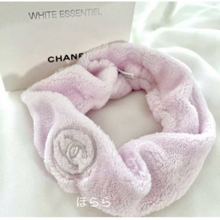 シャネル(CHANEL)のシャネル ノベルティ シュシュ ヘアバンドCHANELロゴベビーピンク非売品新品(ヘアゴム/シュシュ)