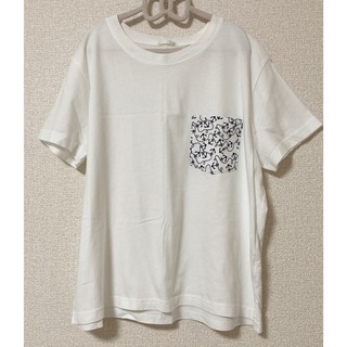 ジーユー(GU)の【GU】グラフィックT（マリン）ポケット付☆オフホワイト【XL】(Tシャツ(半袖/袖なし))