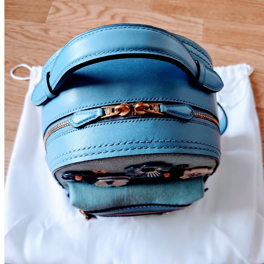 COACH - コーチリュック・花モチーフ・ブルー・レア・箱無し・美 COACH - コーチリュック・花モチーフ・ブルー・レア・箱無し・美