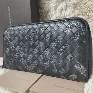 Bottega Veneta - 付属品完備 美品 Bottega Veneta パイソン イントレチャート 財布