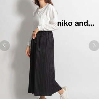 niko and... - ニコアンド　プリーツスカート　ロングスカート　ブラック　サラサラ　美品