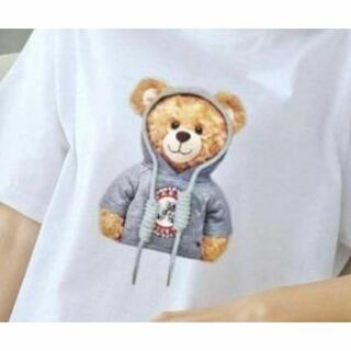 人気　レディースTシャツ　クマ　韓国(Tシャツ(半袖/袖なし))