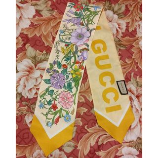 Gucci - 新品GUCCI花柄スカーフ黄色ツイリー