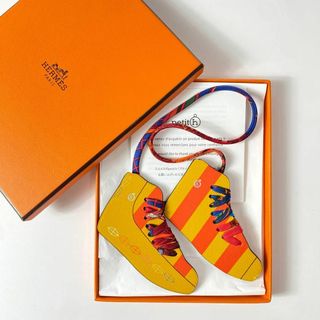 HERMES - 未使用 エルメス HERMES プティアッシュ スニーカーの HERMES - 未使用 エルメス HERMES プティアッシュ スニーカーの