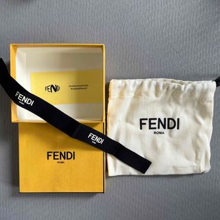 FENDI - FENDI 空箱 巾着 ミニウォレットサイズ