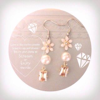 handmade♡フラワーピアス02(ピアス)