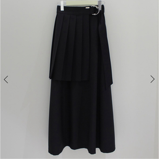マメ(mame)の新品24SS MIKAGE SHIN Pleat Belt Skirt ブラック(ロングスカート)