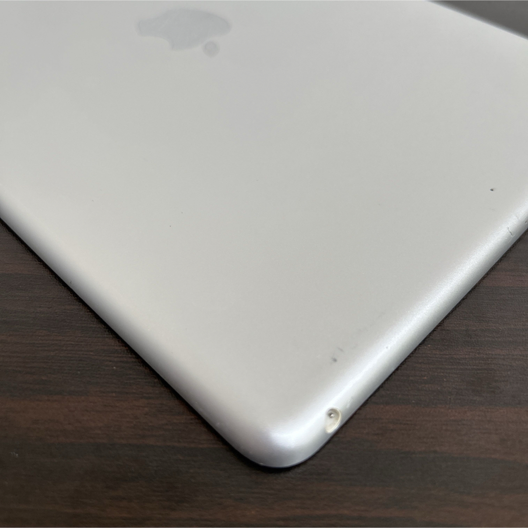 9409 電池最良好 iPad7 第7世代 128GB WIFIモデル 9409 電池最良好 iPad7 第7世代 128GB WIFIモデル