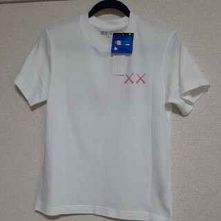 ユニクロ(UNIQLO)のUNIQLO ユニクロ　カウズ　Tシャツ　XSサイズ　新品タグ付(Tシャツ/カットソー(半袖/袖なし))