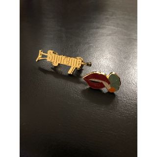 supreme pins ピンバッジ 2点セット