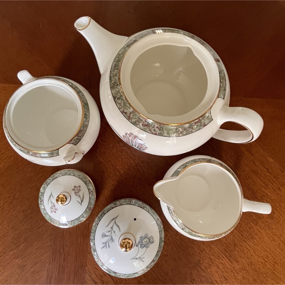 WEDGWOOD - 【黒壺美品】ウェッジウッド☆ハミングバード WEDGWOOD - 【黒壺美品】ウェッジウッド☆ハミングバード