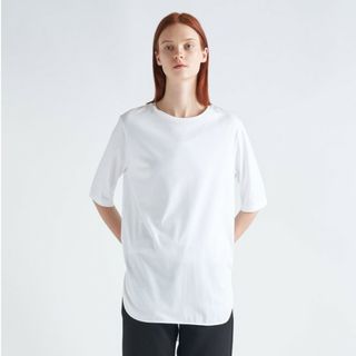 エイトン(ATON)のaton エイトン スビン ラウンドヘム Tシャツ カットソー (ホワイト)(Tシャツ(半袖/袖なし))