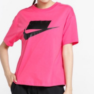 シュタイン(stein)の【Mサイズ】NIKE ナイキ Tシャツ レディース ピンク(Tシャツ(半袖/袖なし))