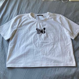 SHEIN  白　Tシャツ　butterfly(Tシャツ/カットソー(半袖/袖なし))