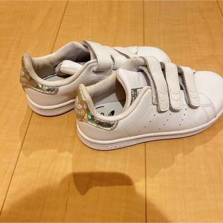 アディダス(adidas)のスタンスミス　18センチ　シューズ(スニーカー)