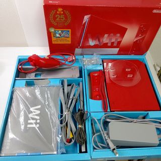 ウィー(Wii)のNintendo　Wii　スーパーマリオ　25周年限定モデル　美品　希少　セット(家庭用ゲーム機本体)