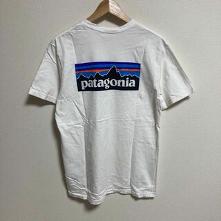パタゴニア(patagonia)のpatagonia Tシャツ プリント　白T 半袖　アウトドア　ポケット　M(Tシャツ/カットソー(半袖/袖なし))