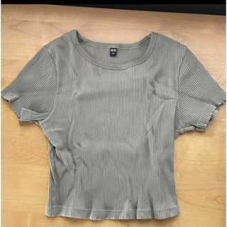 ユニクロ(UNIQLO)のUNIQLO ユニクロ　クロップドtシャツ(Tシャツ/カットソー(半袖/袖なし))