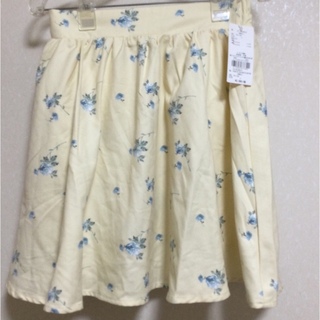 【フリーサイズ】インパン付き　花柄スカート　ミニスカート(ミニスカート)